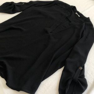 Black LUSH top. Large. Botton quarter sleeves